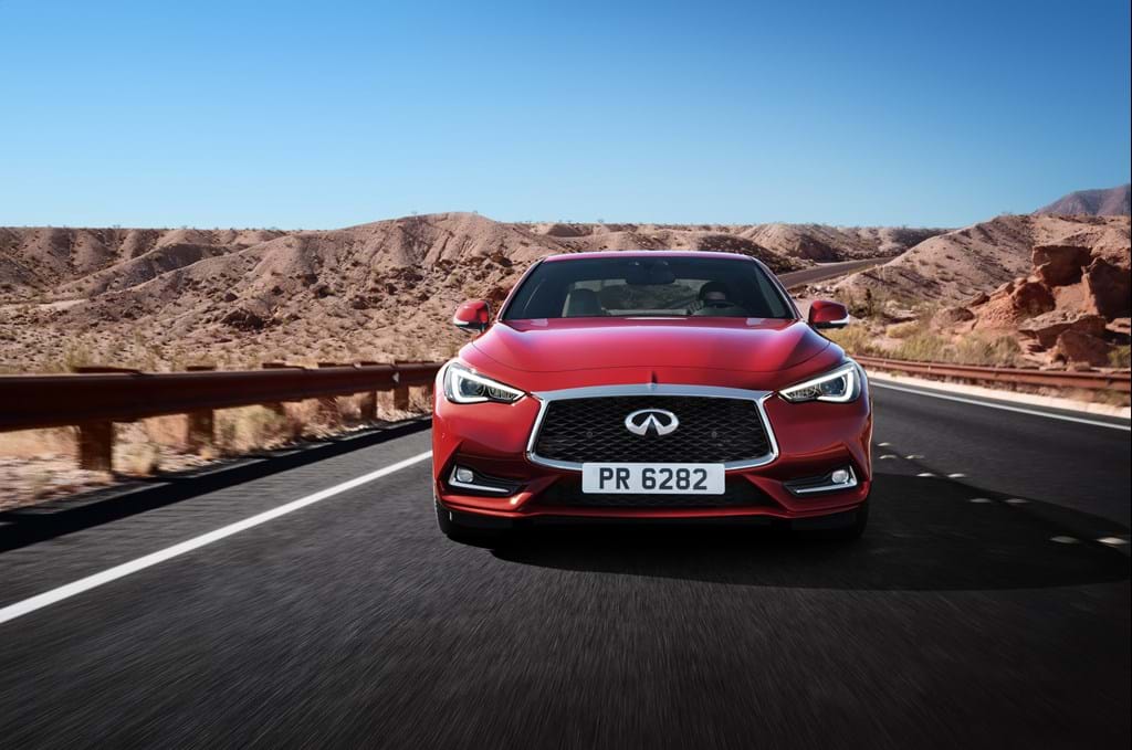 Generating immersive automotive media relations content